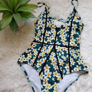 SHEIN Green Floral One Peice